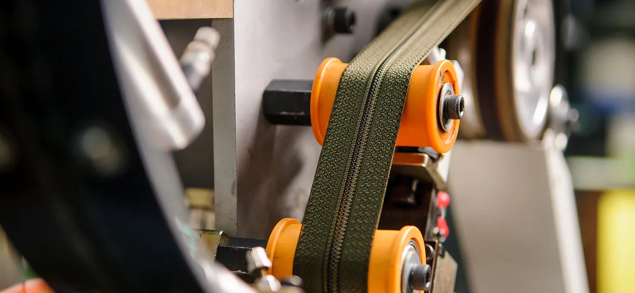 How zippers are tested for strength and durability